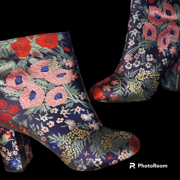 Metaphor Floral Embroidered Ankle Boots sz8 - Picture 10 of 11